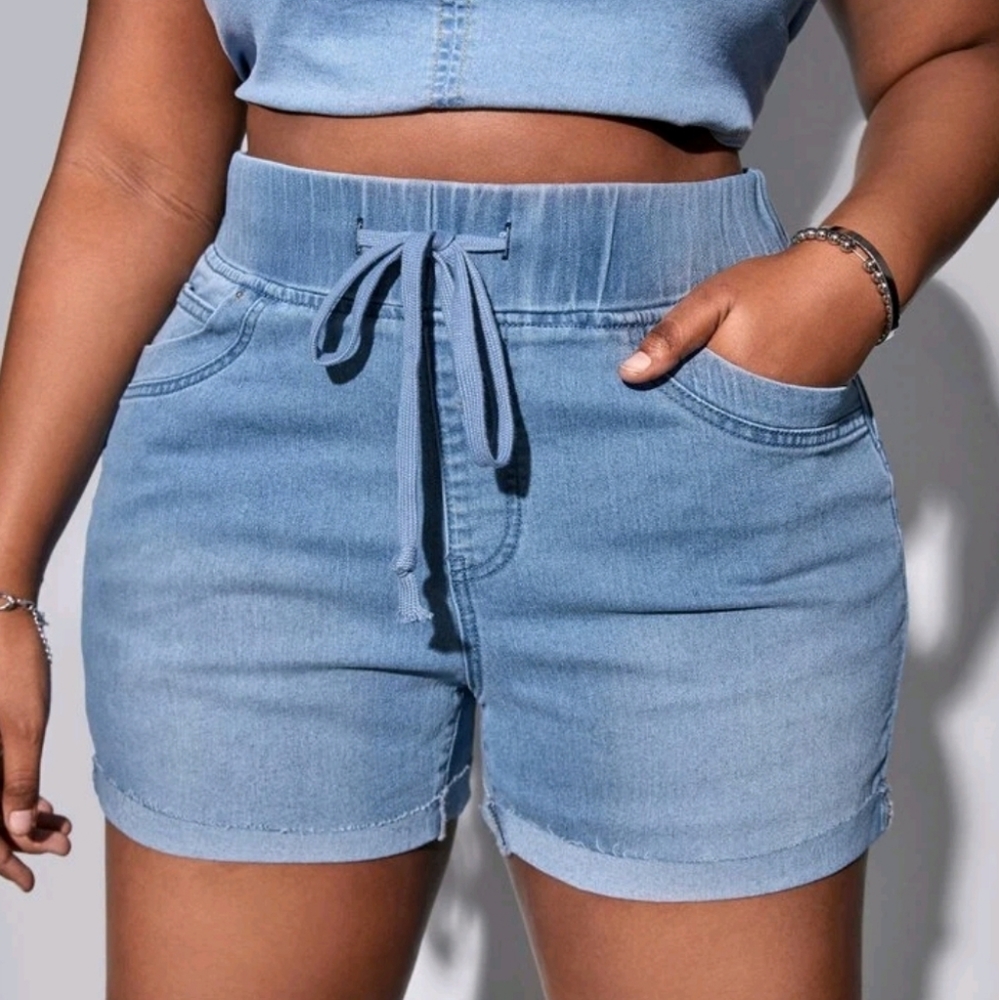 BRAND NEW Shein Denim Jean Shorts, Size 4XL (20). Pull On, Drawstring Waist.